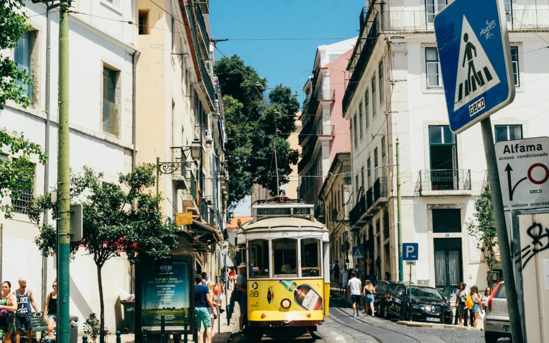 Visiter l’algarve sans voiture : itinéraire et transports pour un voyage réussi